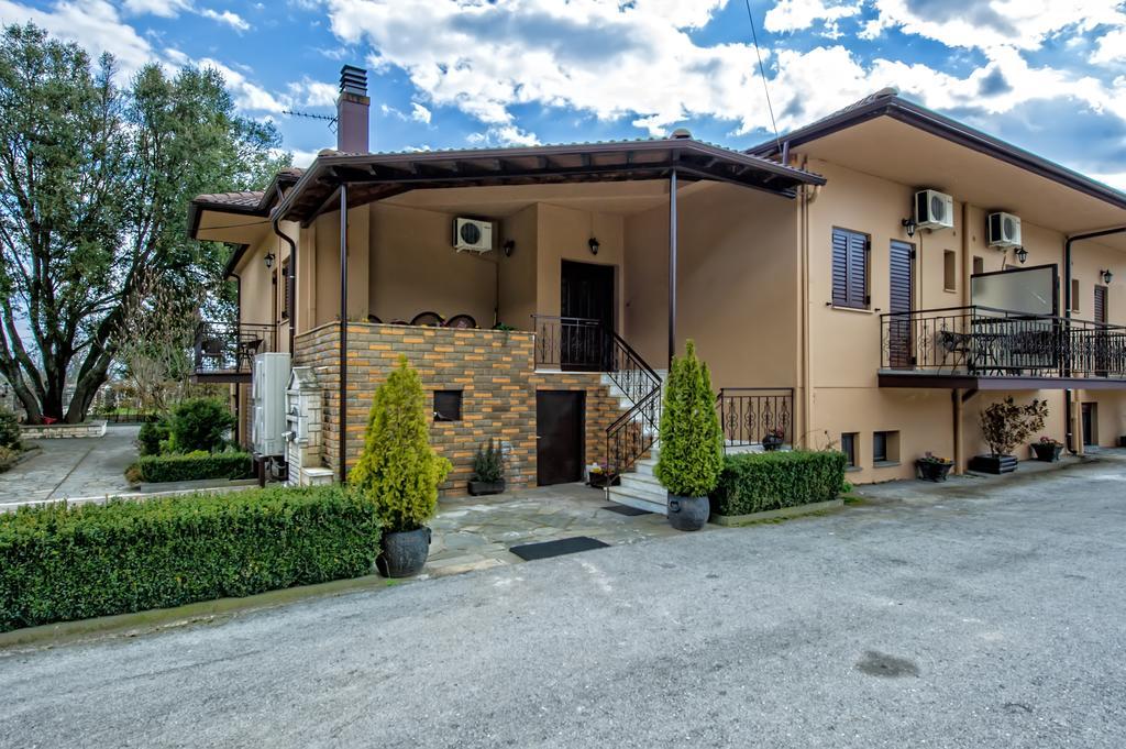 Ξενώνας Γούσιας Ioannina Extérieur photo